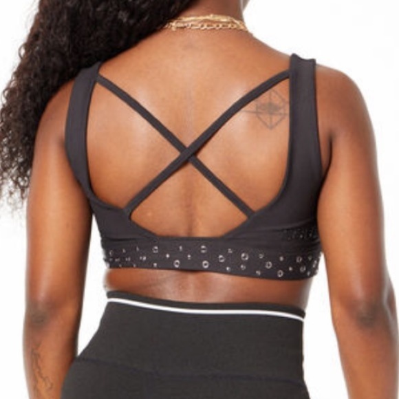 soulcycle Other - SOULCYCLE Grommet Cross Back Sports Bra Black Size small
